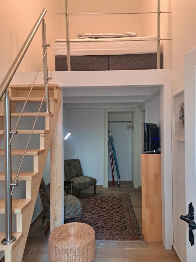 Ruhige Art-Garconniere Mit Balkon Viena Exterior foto